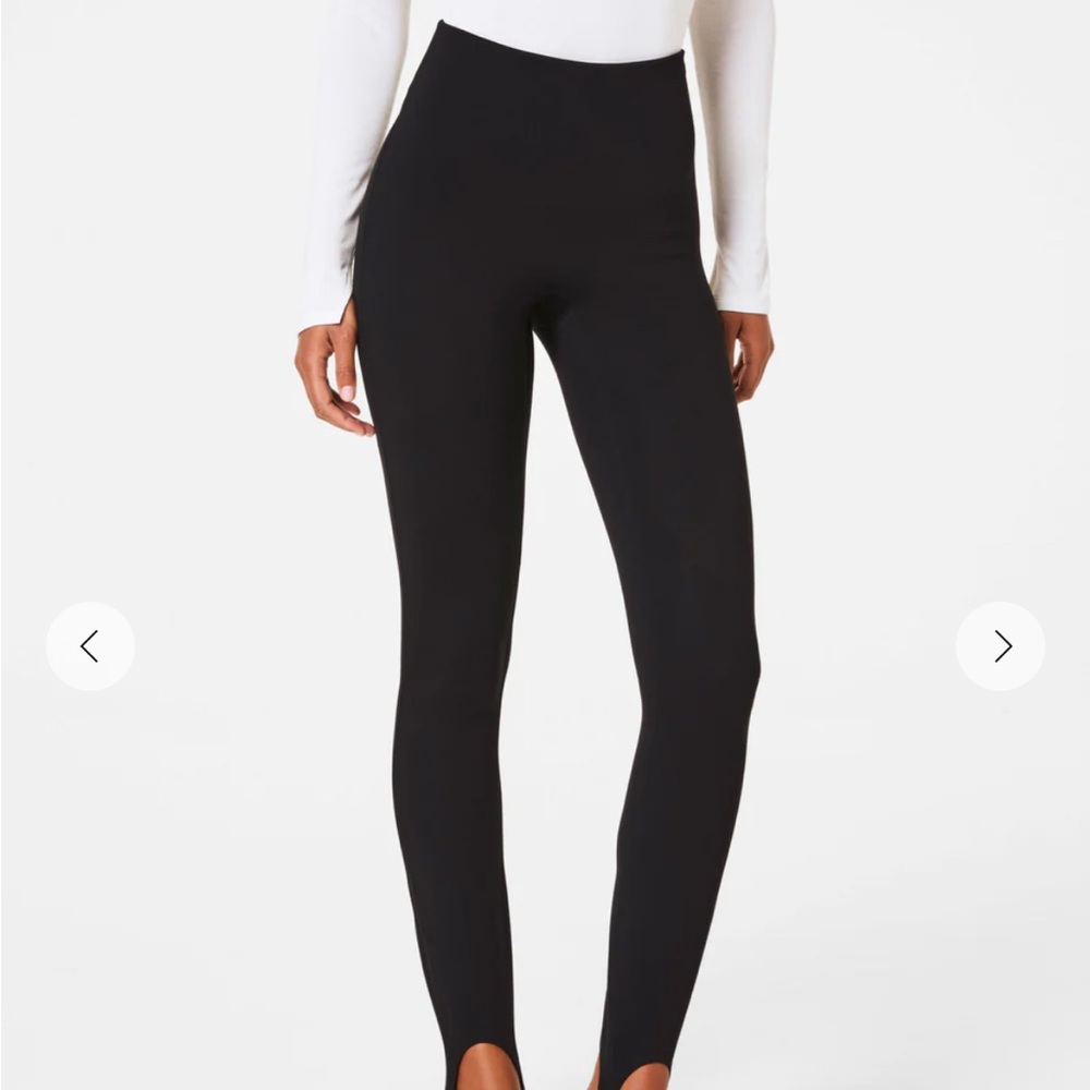 Women's Black Stirrup Leggings